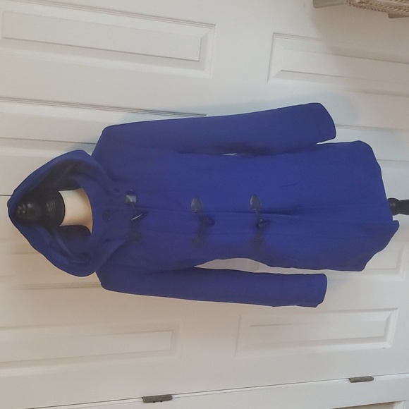 Peacoat with detachable  hood - Picture 4 of 11